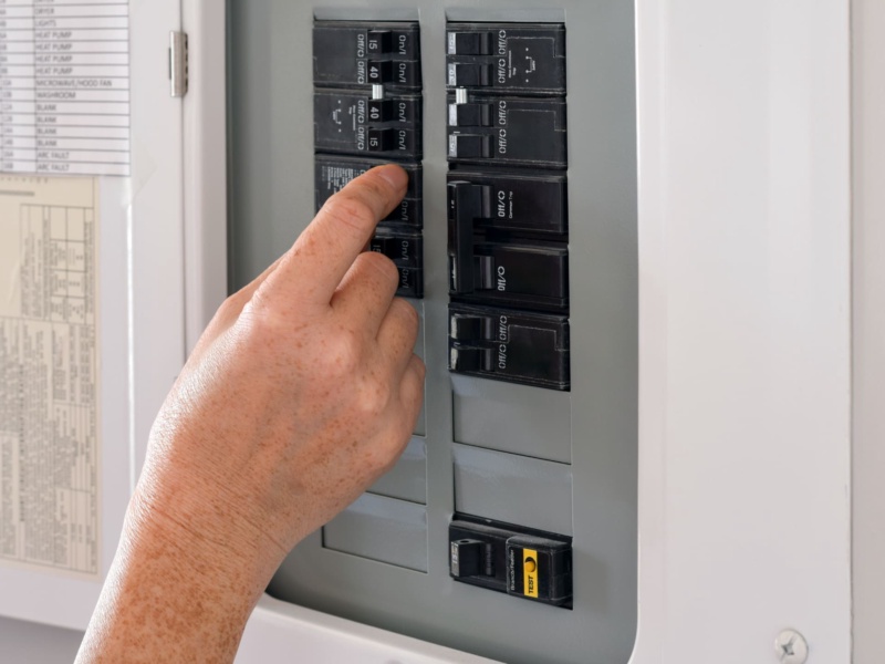 Why Your AC Keeps Tripping the Breaker in Summer Heat